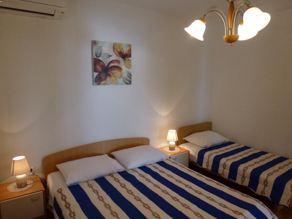 Apartments Tony Stanici - 奥米什 外观 照片